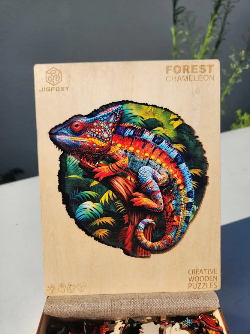 Wooden Puzzle Wood Jigsaw Puzzle Forest Chameleon laser cut wood pieces The puzz